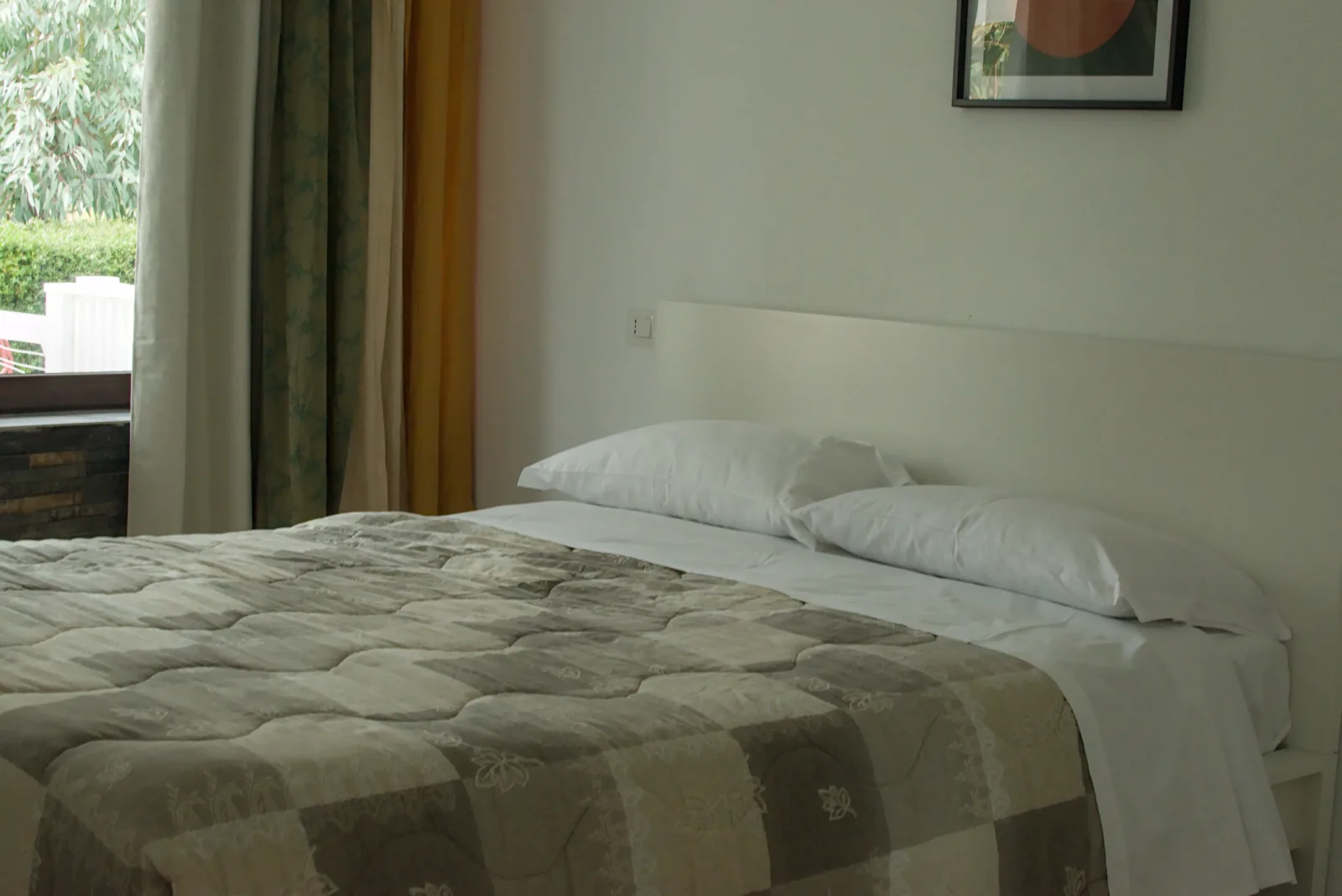 Appartamento con vista Piscina - immagine 1